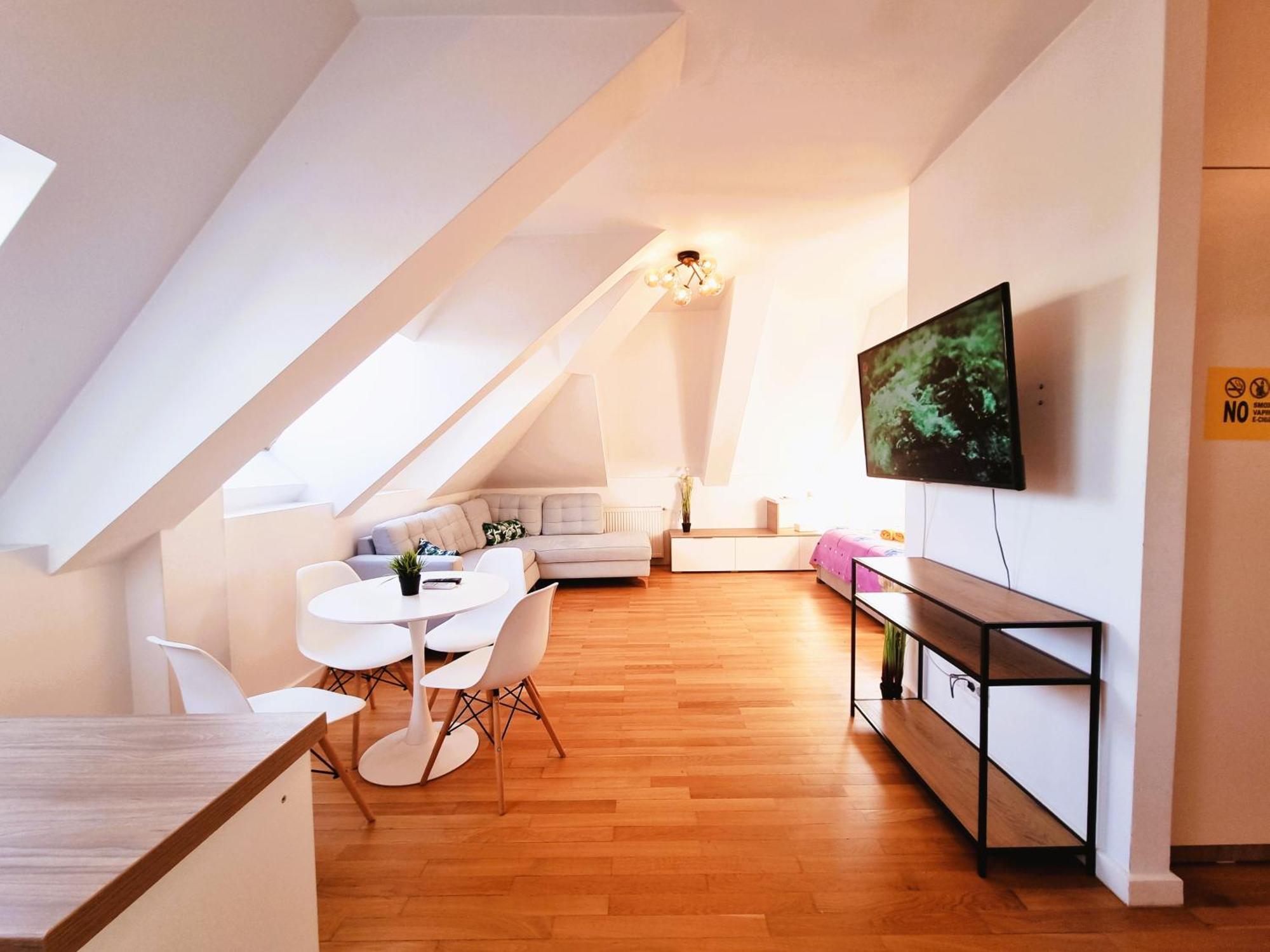 Bucharest Central E Apartment エクステリア 写真